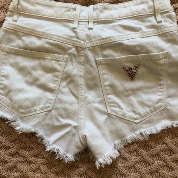 GUESS White Ripped Shorts - Picture 4 of 4